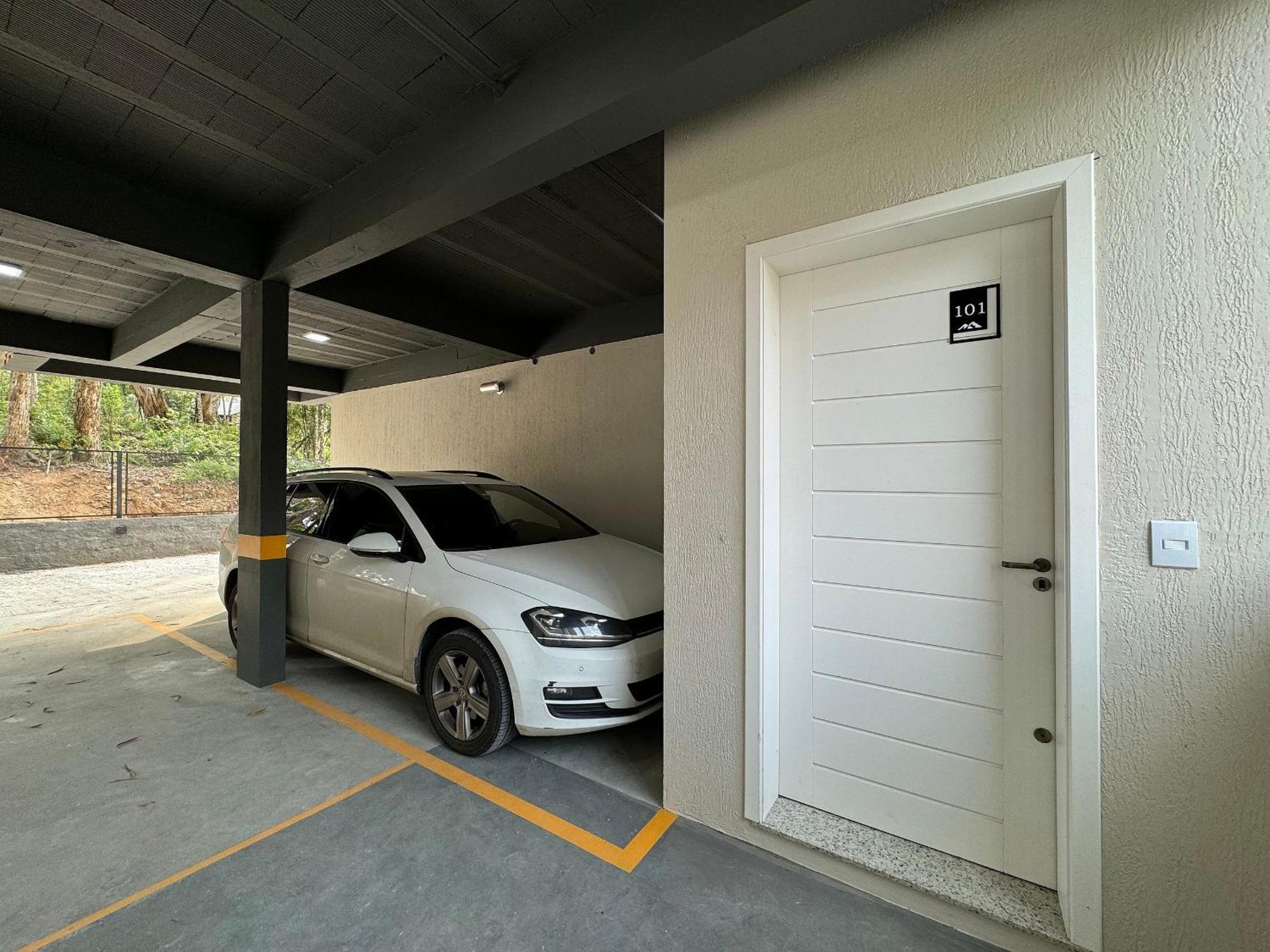 Ipe Amarelo 101 - Ape Novo Gramado Prox Lago Negro Exterior foto